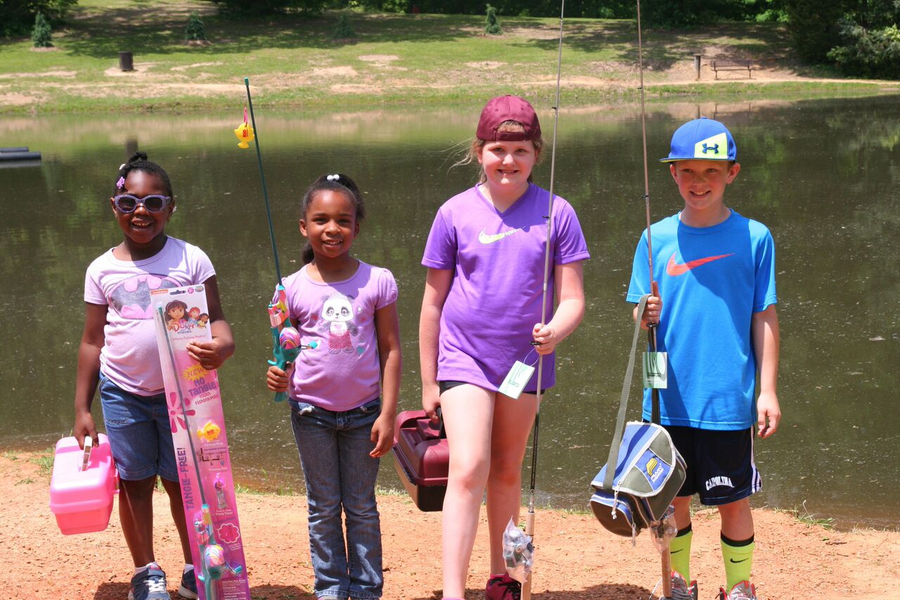 photo of winners from 2015 cane pole fishing hole derby